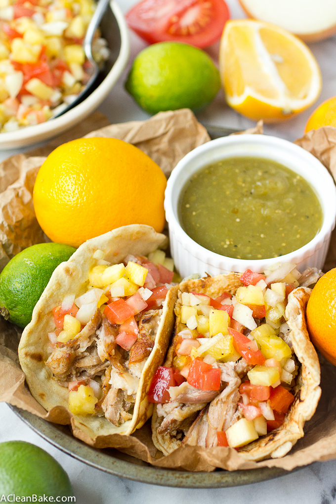 Crockpot garnitas with pineapple salsa